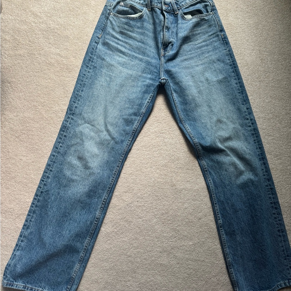 ZARA HIGH RISE 90’s pant size 6Classic Blue Denim Jeans